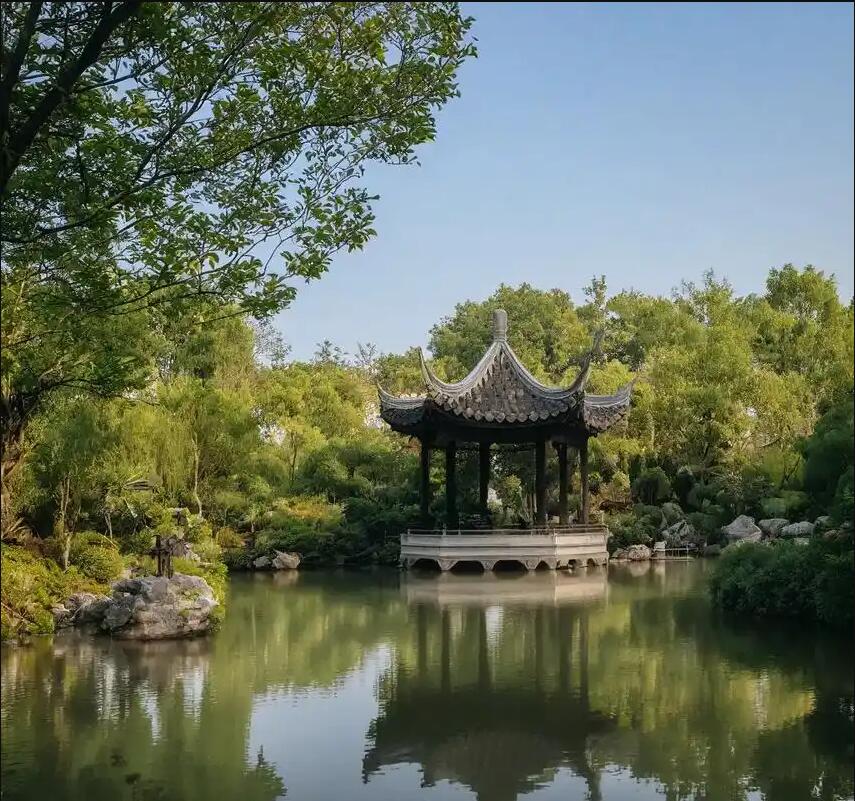 鹤岗兴安雨寒保险有限公司